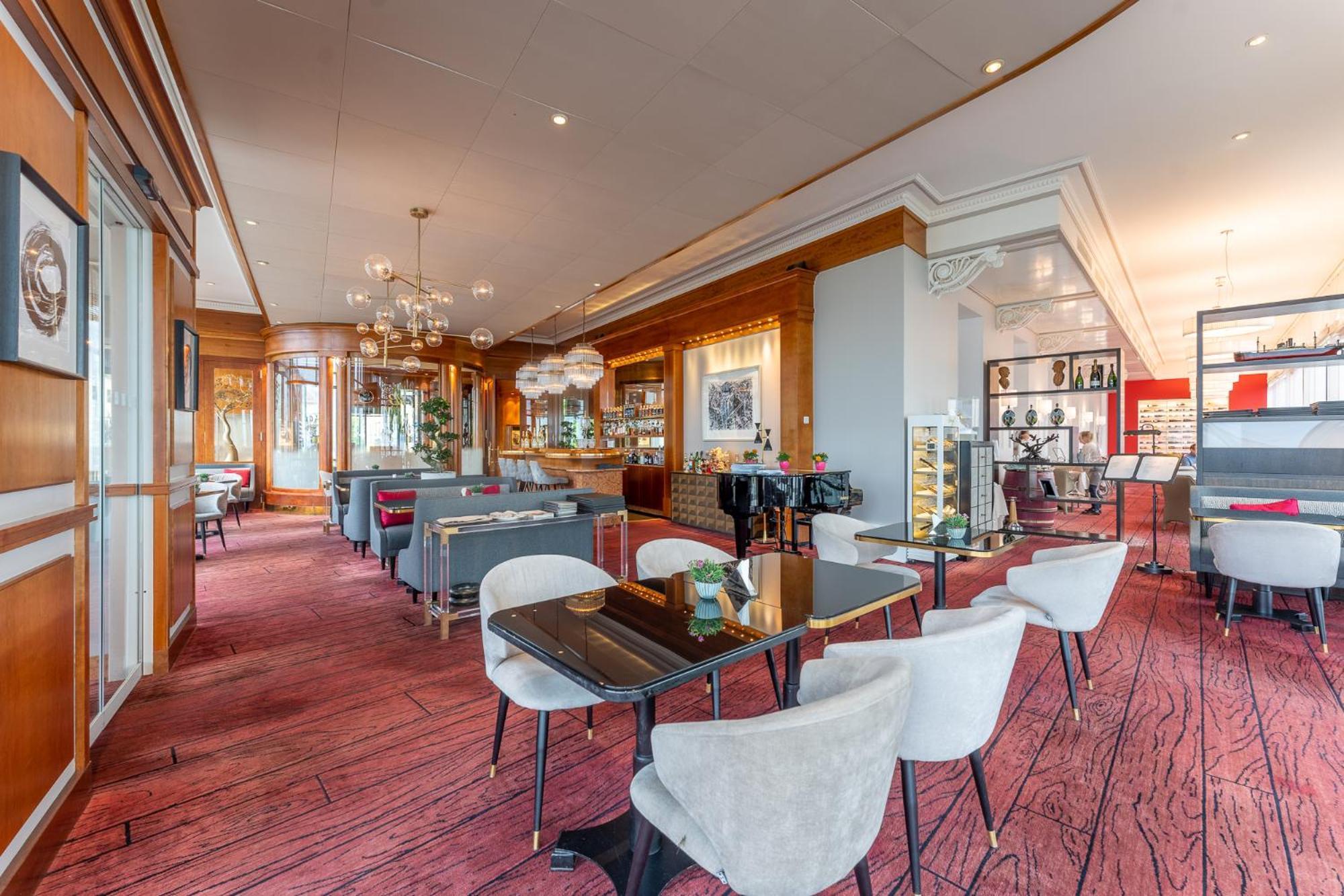 Beau Rivage Hotel Neuchâtel Eksteriør bilde The Club at Hong Kong International Airport